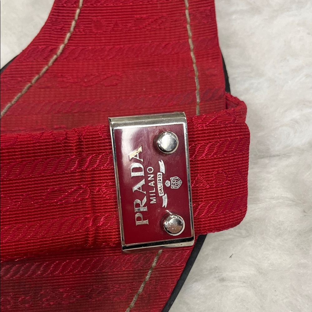 Prada Red Heels with Logo Buckle - Picture 4 of 5